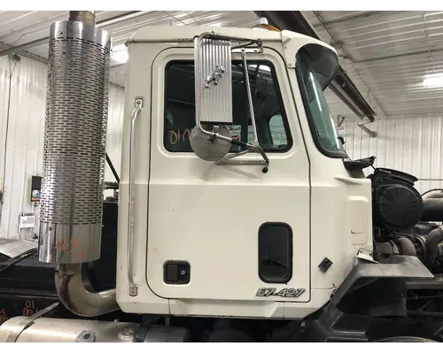 Mack CH Cab Assembly
