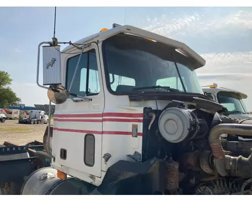 Mack CH Cab Assembly