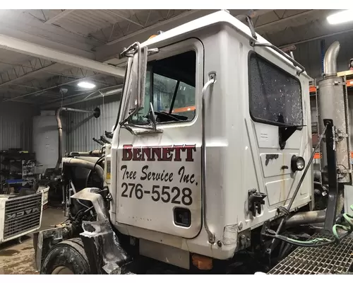 Mack CH Cab Assembly