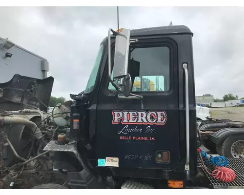 Mack CH Cab Assembly