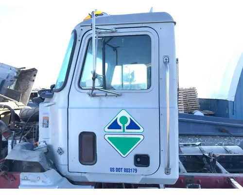Mack CH Cab Assembly