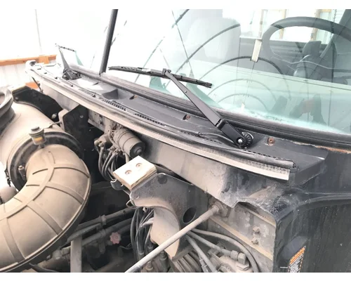 Mack CH Cab Assembly