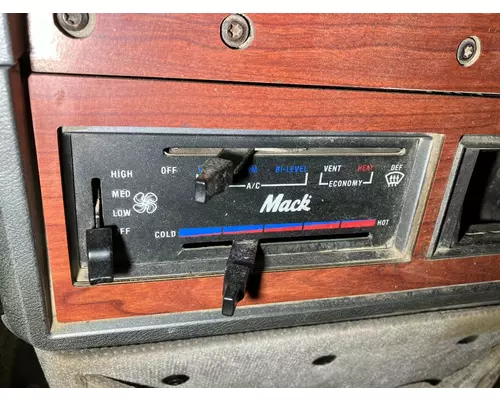 Mack CH Heater & AC Temperature Control