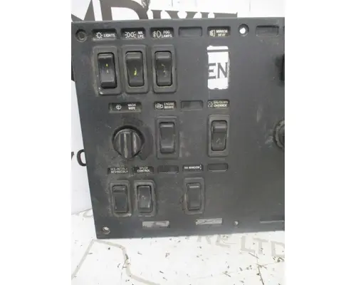 Mack CL700 Dash Assembly