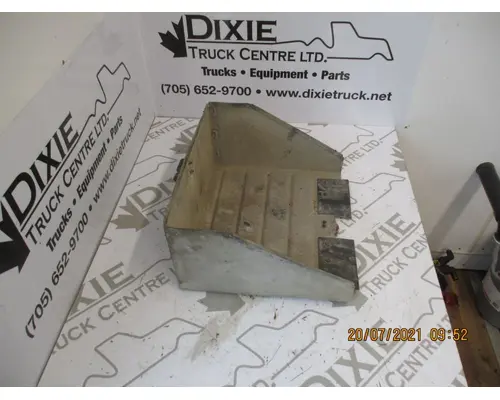 Mack CL713 Battery Box