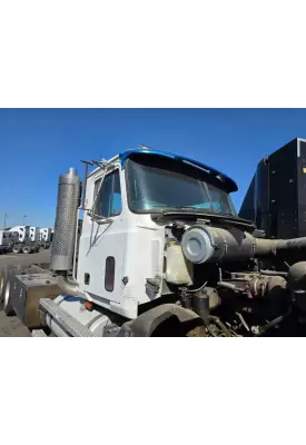 Mack CL713 Cab