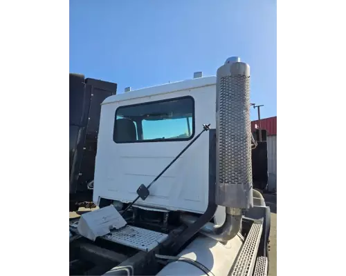 Mack CL713 Cab