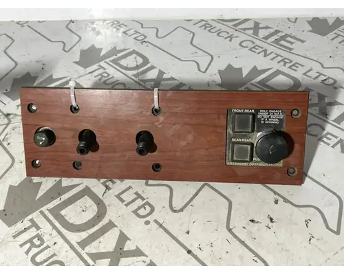 Mack CL713 Dash Assembly