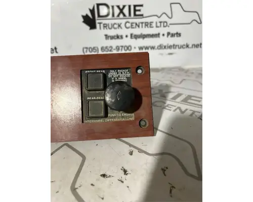 Mack CL713 Dash Assembly