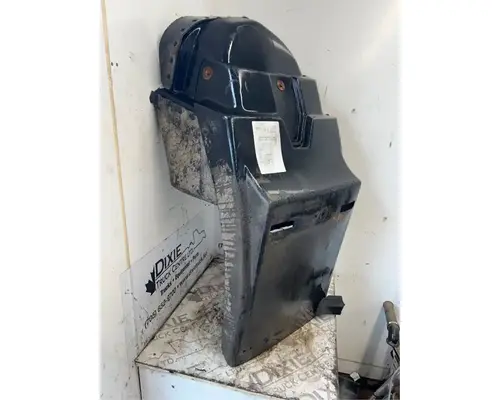 Mack CL713 Fender Extension