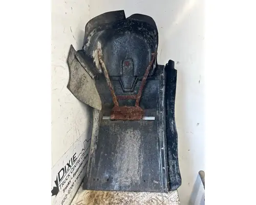 Mack CL713 Fender Extension