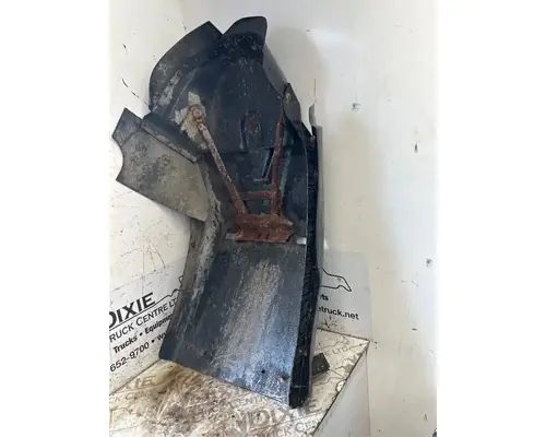 Mack CL713 Fender Extension
