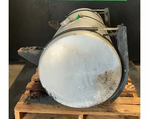 Mack CL713 Fuel Tank