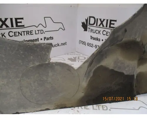 Mack CL713 Radiator Shroud