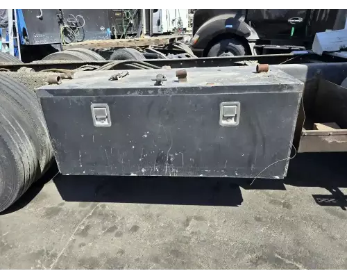 Mack CL713 Tool Box