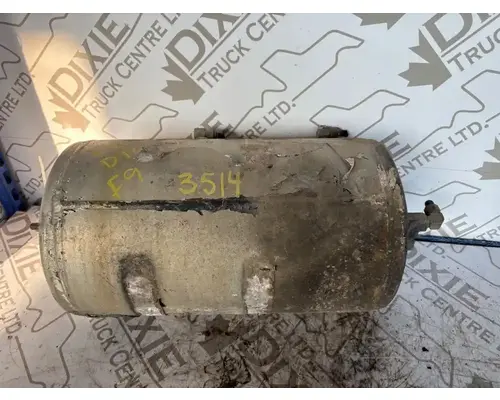 Mack CL733 Air Tank