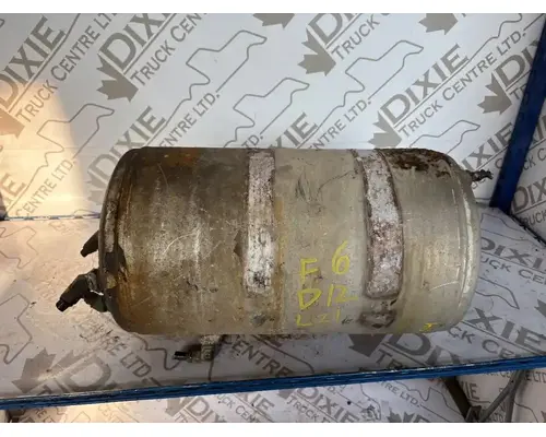 Mack CL733 Air Tank