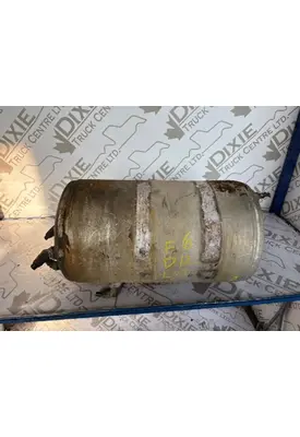 Mack CL733 Air Tank