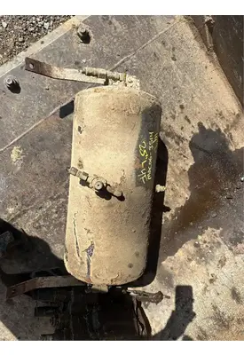 Mack CL733 Air Tank