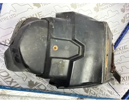 Mack CL733 Fender Extension