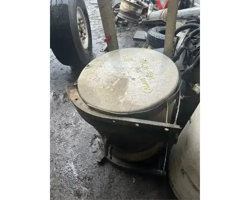 Mack CL733 Fuel Tank
