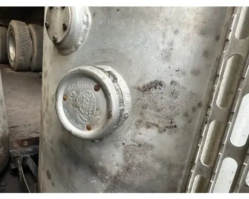 Mack CL733 Fuel Tank