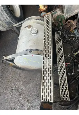 Mack CL733 Fuel Tank