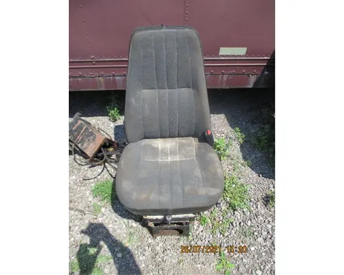 Mack CL Seat, Front