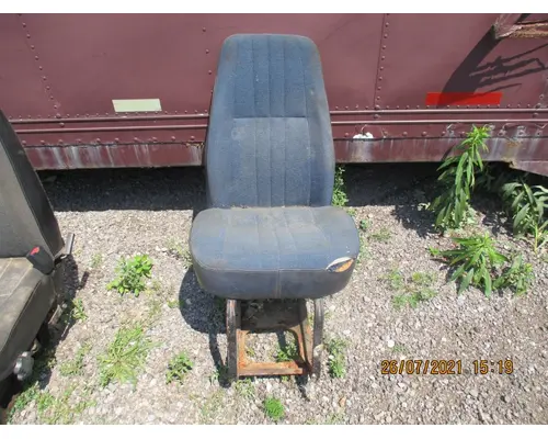 Mack CL Seat, Front