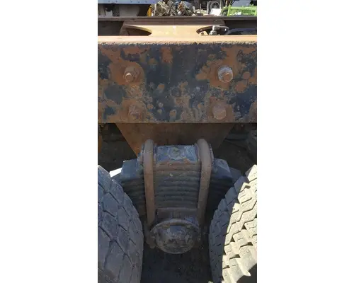 Mack CRD 92-93 Cutoff Assembly (Housings & Suspension Only)