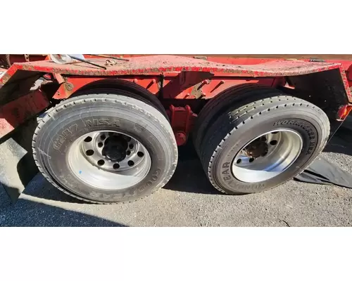 Mack CRD92-93 Cutoff