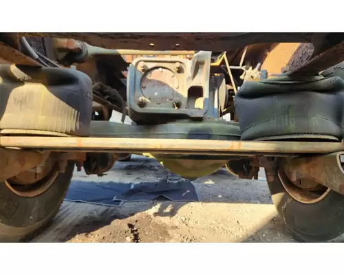 Mack CRD93 Axle Assembly, Rear