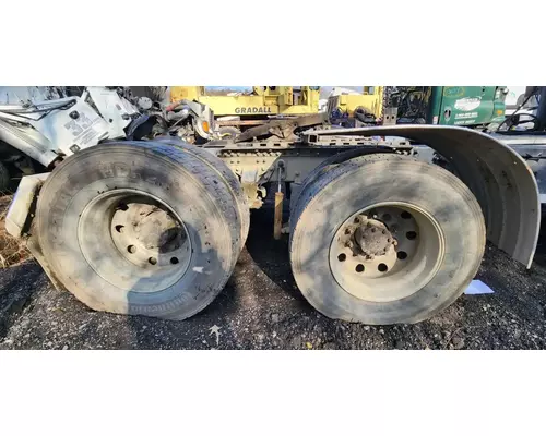 Mack CRD93 Cutoff