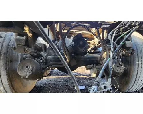 Mack CRD93 Cutoff