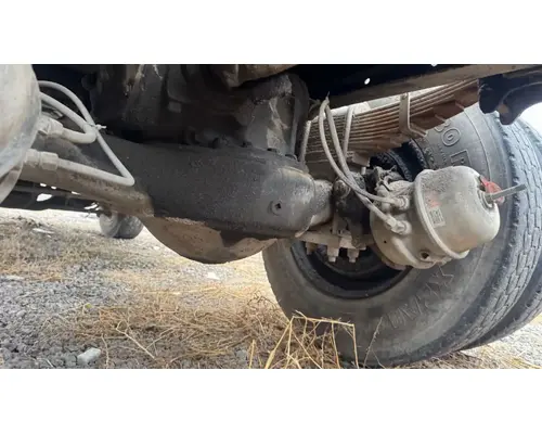 Mack CRDP92 Axle Housing (Front)