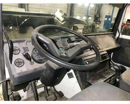 Mack CS MIDLINER Dash Assembly