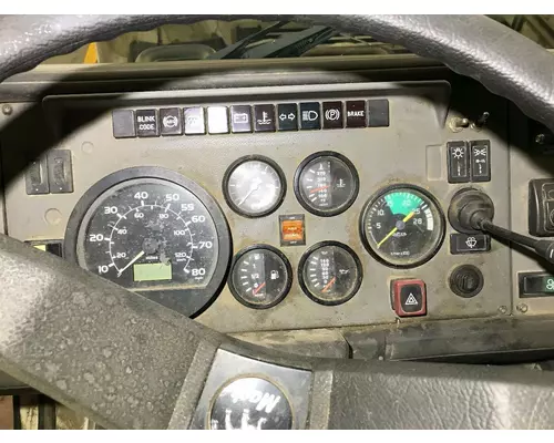 Mack CS MIDLINER Instrument Cluster