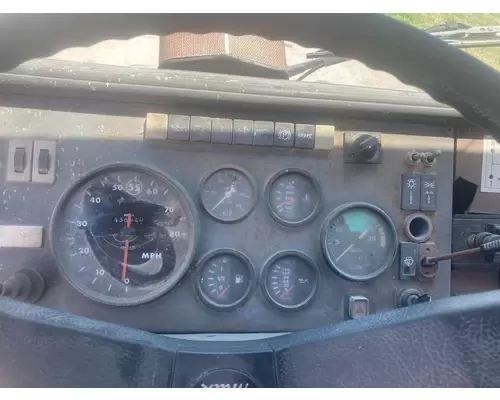 Mack CS MIDLINER Instrument Cluster