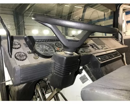 Mack CS MIDLINER Steering Column