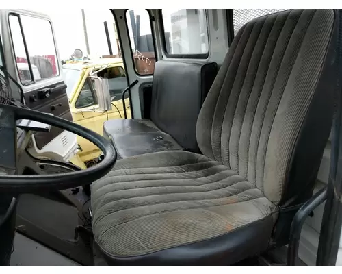 Mack CS200P Seat, Front