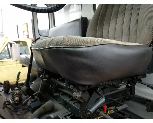 Mack CS200P Seat, Front