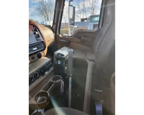 Mack CT713 Cab
