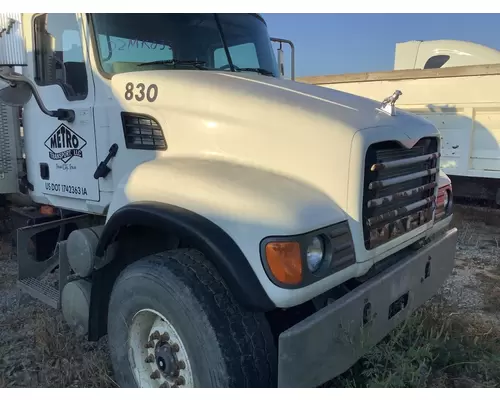 Mack CV (GRANITE) Hood