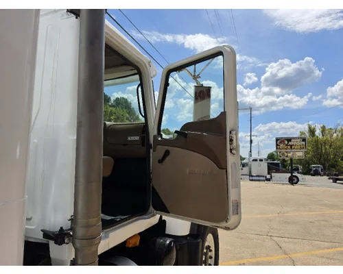 Mack CV700 SERIES Complete Vehicle