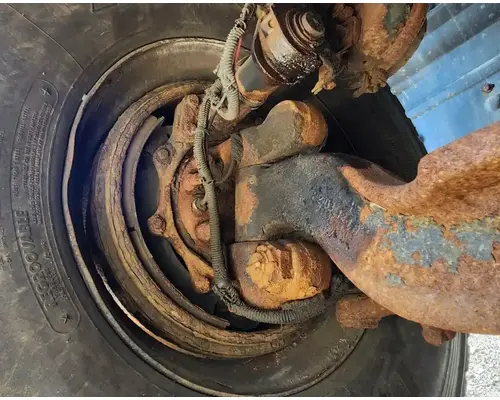 Mack CV712 Granite Axle Assy, Fr (4WD)