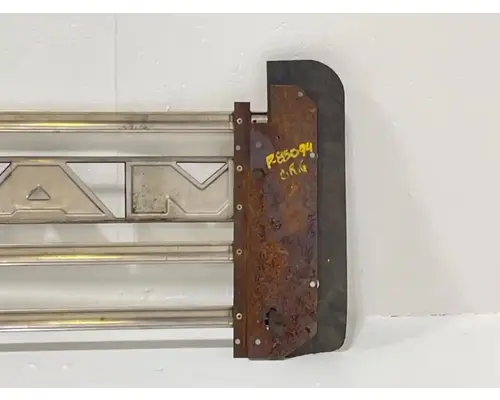 Mack CV712 Granite Grille
