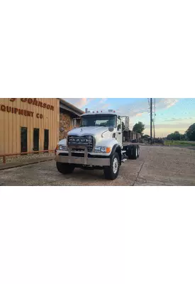 Mack CV713 GRANITE Complete Vehicle