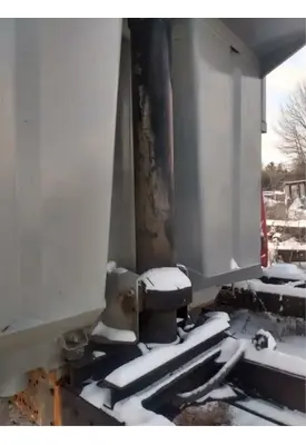 Mack CV713 Granite Box / Bed