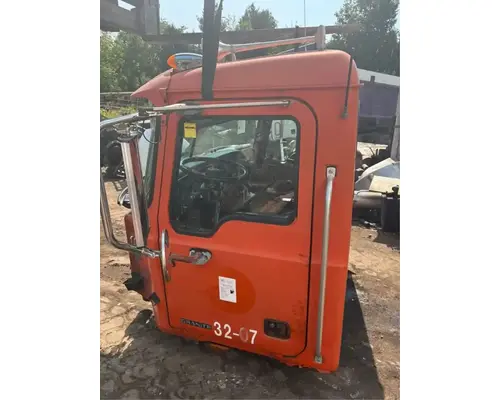 Mack CV713 Granite Cab