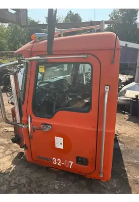 Mack CV713 Granite Cab